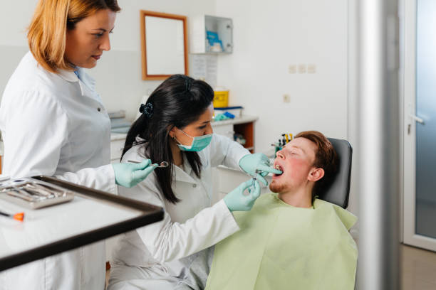 Best Broken or Chipped Tooth Repair in Two Rivers, WI